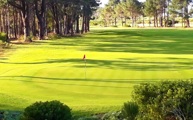 Hermanus Lodge on the Green