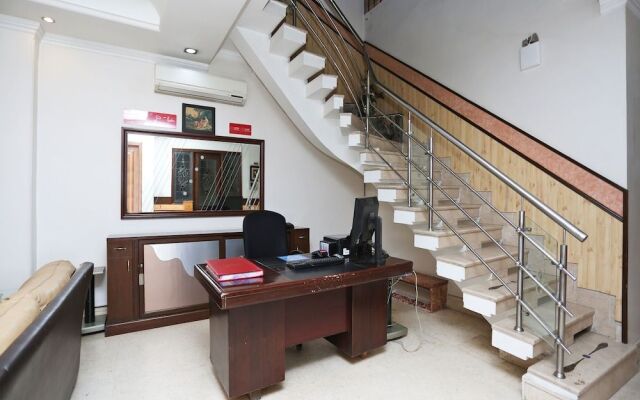 OYO 14789 Kempinski Wide