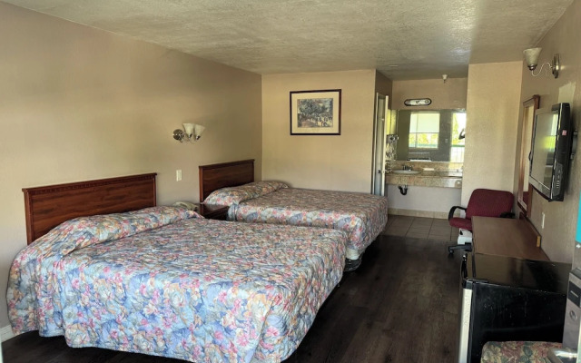 Royale Inn Motel