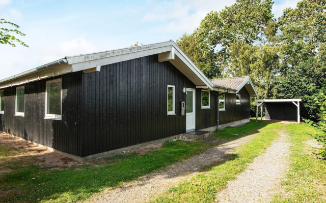 4 Star Holiday Home in Borkop