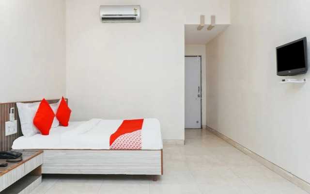 Suraj Residency by OYO Rooms