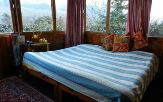 Manali Treehouse Cottages