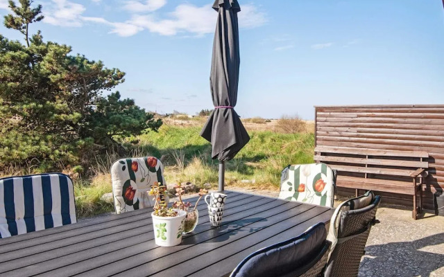 6 Person Holiday Home in Romo