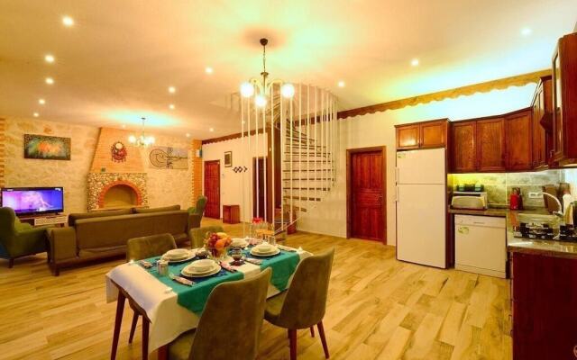 KA002 by Villaofsummer