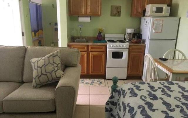 Seahorse Beach Bungalows