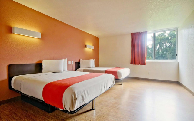 Signature Inn Miami