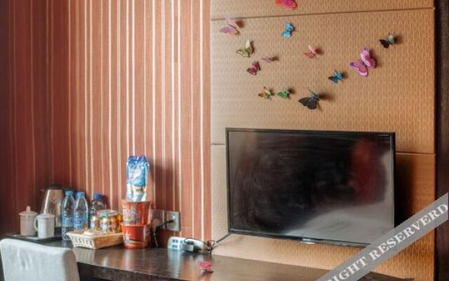 Phoenix Chain Hotel (Xuyong Bus Station)