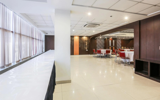 Hotel Delhi Airport