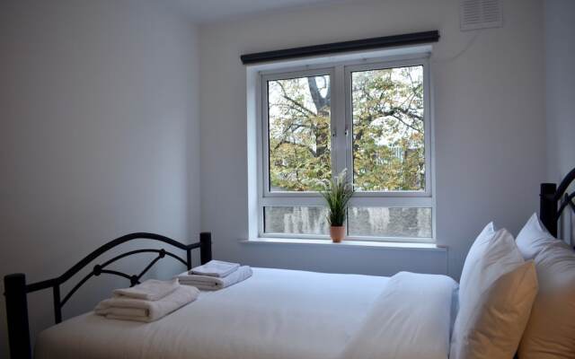 5 Bedroom Townhouse Near Dublin City Centre