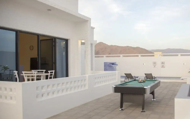 The Pool Villa - Tanuf