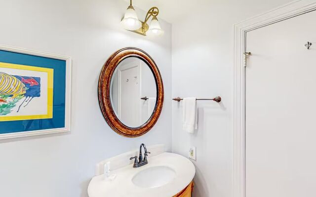 Tops'l Beach Manor C-804