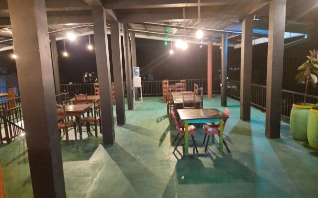 The Zenith Inn Ella