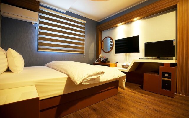 Jecheon Urban Brown Hotel