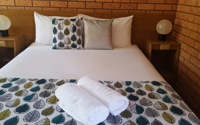 Royal Palms Motor Inn