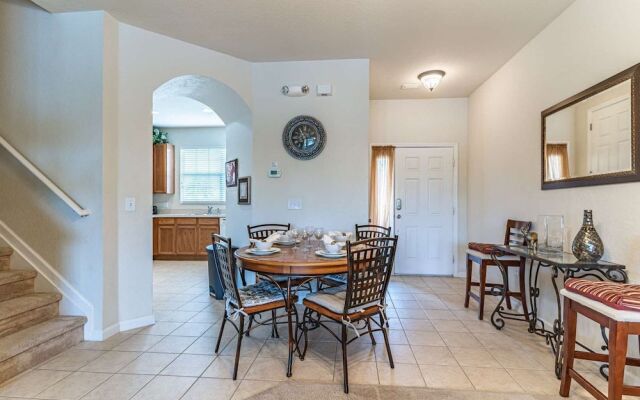 Trafalgar Village by PRP