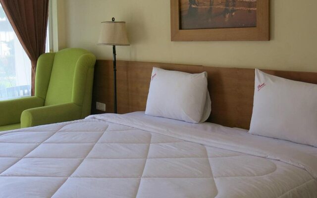 Parai Beach Resort Telengria