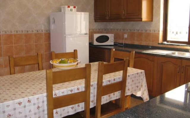 Residencia Quinta do Poço Guesthouse