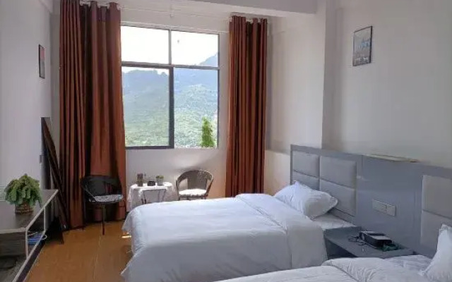 Floating Life Half Day Homestay
