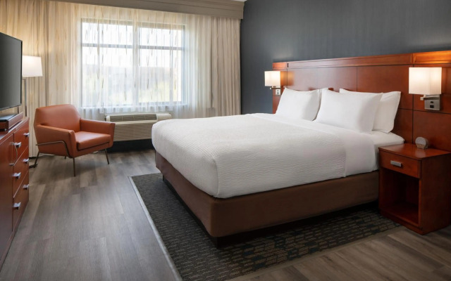 Courtyard Scottsdale Salt River