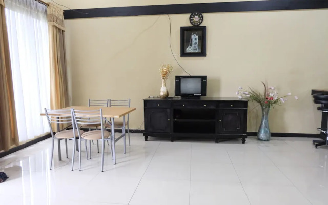 Aldeoz Ciater Cikole Villa Subang