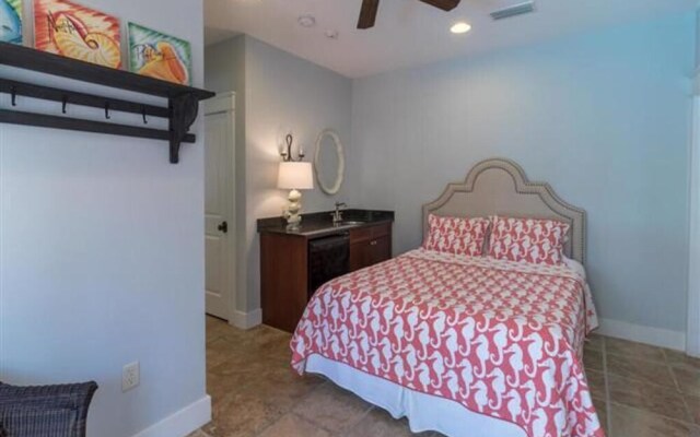 The Crystal Beach House - 1768742