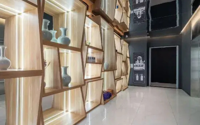 Metae-S Hotel
