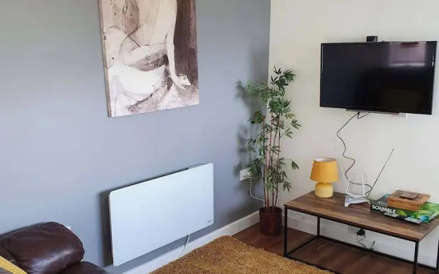 Seaview-petsok-patio-1br