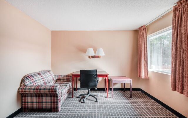 OYO Hotel Fayetteville S Eastern Blvd