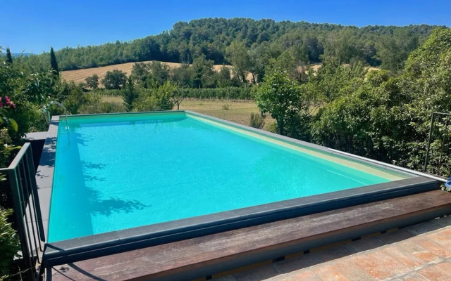 Adam House - Beautiful exc Pool - Sleeps 8