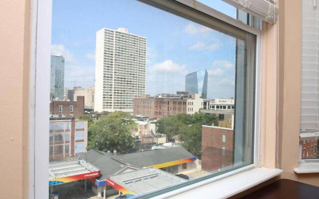Renaissance Properties - 2135 Walnut