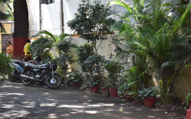 Hotel Vinayak Residency