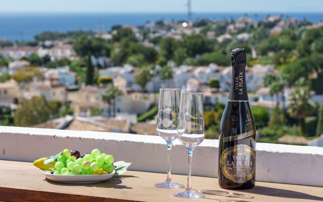 Terrific Bright Apartment with Private Terrace Ref 71