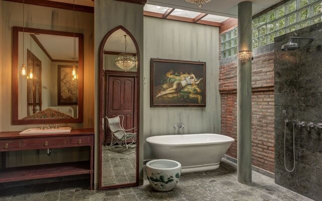 Villa Manis Beachfront