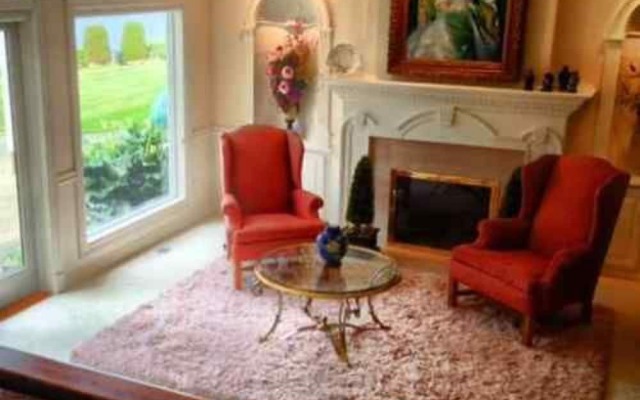 Sea Mist Waterfront Inn