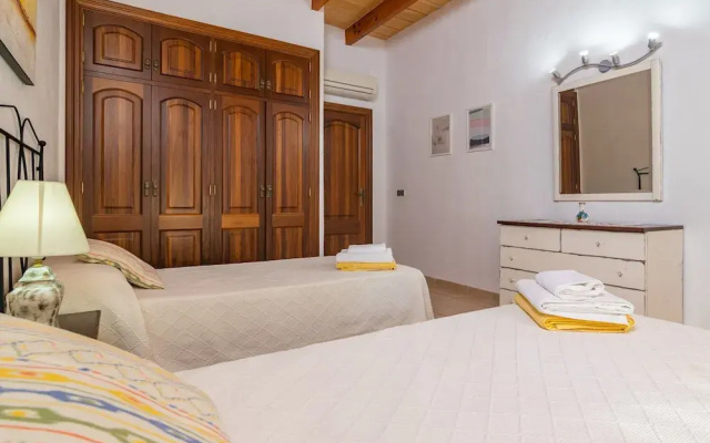 - House In