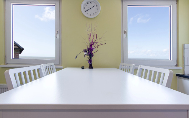 Granada Apartments Queen's Promenade