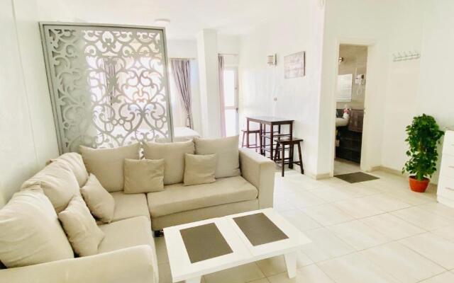 Marilyn Studio with Sea View