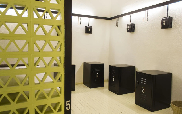 Downtown Beds - Hostel