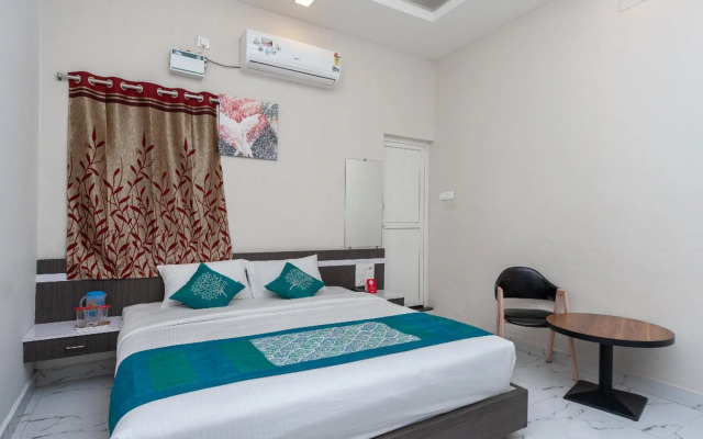 OYO 22300 Sri Ramachandra Guest House