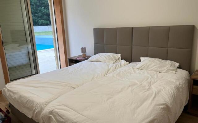 River house in Vila Nova Cerveira