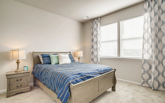 Pool Access & Beach Shuttle: Millville Townhome!
