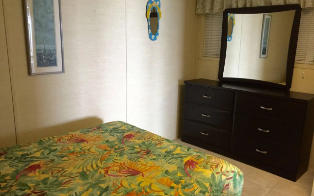 Four Winds Condo Motel