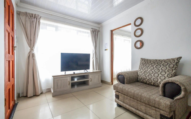 Safi Neat Apartment 9