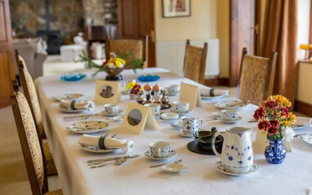 Ael Y Bryn Bed and Breakfast