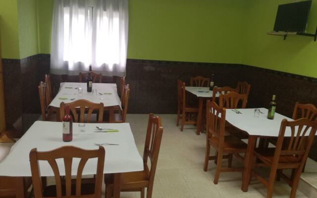 Alojamiento CR Cuatro Caminos