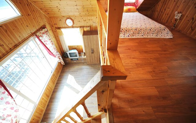 Muju Observatory Pensions