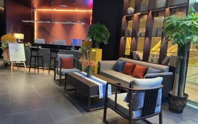 QIANNA HOTEL (Provincial People's Hospital Jincheng Times Square Branch)
