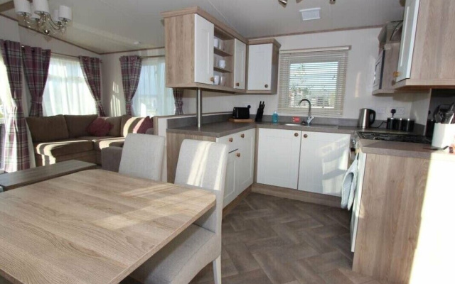 Tattershall Lakes Country Park - Holiday Accommodation 17807