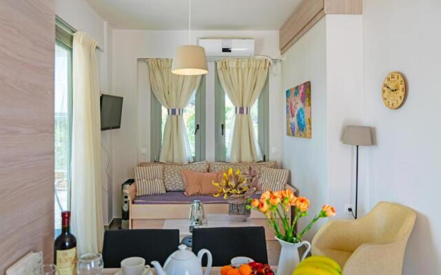 Evgoro Luxury Suites