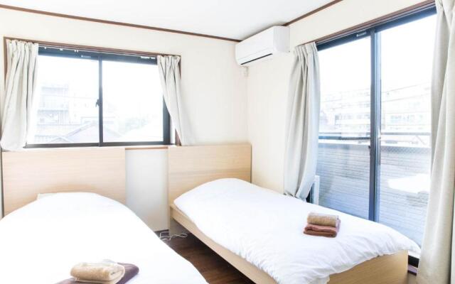 Tokyo Aoto House